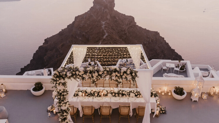 Grace Hotel, Auberge Resorts Collection